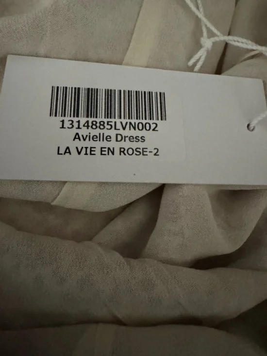 NWT Reformation Avielle Dress in La Vie En Rose Size 2 - Picture 5 of 7